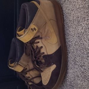 Vintage Nike SB Pro Dunk Mid Wheat Bronze